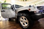 Jeep Wrangler Sahara Berwajah Sporty
