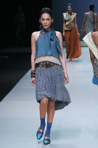 Jakarta, Indonesia - 16 Februari. Dandy T Hidayat Parasrani. Indonesia Fashion Week 2013 at Jakarta Convention Center. 16 Februari 2013. Senayan. Jakarta. [Foto: Mohammad Abduh/Wolipop]