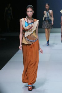 Jakarta, Indonesia - 16 Februari. Dandy T Hidayat Parasrani. Indonesia Fashion Week 2013 at Jakarta Convention Center. 16 Februari 2013. Senayan. Jakarta. [Foto: Mohammad Abduh/Wolipop]