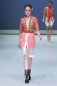 Jakarta, Indonesia - 16 Februari. Dessy Natalia Hello, Young Java!. Indonesia Fashion Week 2013 at Jakarta Convention Center. 16 Februari 2013. Senayan. Jakarta. [Foto: Mohammad Abduh/Wolipop]