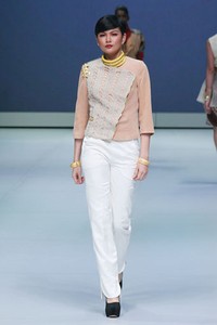 Jakarta, Indonesia - 16 Februari. Dessy Natalia Hello, Young Java!. Indonesia Fashion Week 2013 at Jakarta Convention Center. 16 Februari 2013. Senayan. Jakarta. [Foto: Mohammad Abduh/Wolipop]