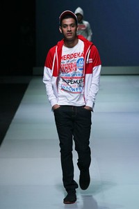 Jakarta, Indonesia - 16 Februari. Damn! I Love Indonesia by Daniel Mananta Pop Patriotic. Indonesia Fashion Week 2013 at Jakarta Convention Center. 16 Februari 2013. Senayan. Jakarta. [Foto: Mohammad Abduh/Wolipop]