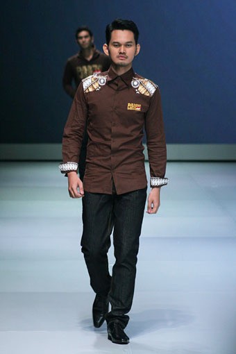 Jakarta, Indonesia - 16 Februari. Damn! I Love Indonesia by Daniel Mananta Pop Patriotic. Indonesia Fashion Week 2013 at Jakarta Convention Center. 16 Februari 2013. Senayan. Jakarta. [Foto: Mohammad Abduh/Wolipop]