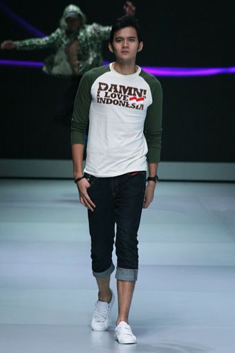 Jakarta, Indonesia - 16 Februari. Damn! I Love Indonesia by Daniel Mananta Pop Patriotic. Indonesia Fashion Week 2013 at Jakarta Convention Center. 16 Februari 2013. Senayan. Jakarta. [Foto: Mohammad Abduh/Wolipop]