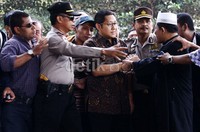 Setibanya di KPK, Anas langsung disambut para pendukungnya. Ramses/detikFoto.