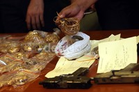 Jumlah emas yang berhasil diamankan mencapai 1 Kg.