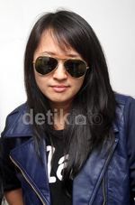 Gaya Nge-rock Tantri & Chua Kotak