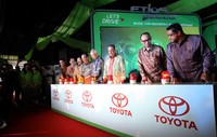 Acara peresmian ditandai dengan penekanan sirine secara bersama-sama antara Menperin MS Hidayat, Jajaran petinggi Toyota, Wagub Jabar Dede Yusuf, dan perwailan Duta Besar Jepang untuk Indonesia.