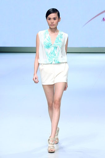 Jakarta, Indonesia - 16 Februari. Maxistyle by Ardistia Dwiasri. Indonesia Fashion Week 2013 at Jakarta Convention Center. 16 Februari 2013. Senayan. Jakarta. [Foto: Mohammad Abduh/Wolipop]