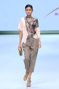 Jakarta, Indonesia - 16 Februari. Maxistyle by Ardistia Dwiasri. Indonesia Fashion Week 2013 at Jakarta Convention Center. 16 Februari 2013. Senayan. Jakarta. [Foto: Mohammad Abduh/Wolipop]