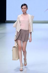 Jakarta, Indonesia - 16 Februari. Maxistyle by Ardistia Dwiasri. Indonesia Fashion Week 2013 at Jakarta Convention Center. 16 Februari 2013. Senayan. Jakarta. [Foto: Mohammad Abduh/Wolipop]