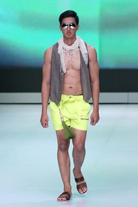 Jakarta, Indonesia - 16 Februari. Samuel Wattimena Kalvt. Indonesia Fashion Week 2013 at Jakarta Convention Center. 16 Februari 2013. Senayan. Jakarta. [Foto: Mohammad Abduh/Wolipop]