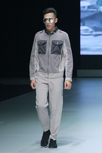 Jakarta, Indonesia - 16 Februari. Samuel Wattimena Kalvt. Indonesia Fashion Week 2013 at Jakarta Convention Center. 16 Februari 2013. Senayan. Jakarta. [Foto: Mohammad Abduh/Wolipop]