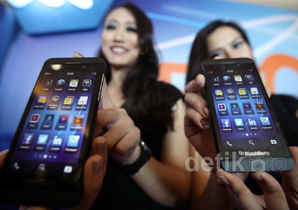BlackBerry Z10 XL Lampaui Target 1.000 Pembeli