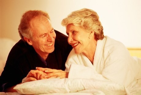 Gairah Bercinta Lansia Tak Surut, Hanya Saja Malu Mengungkapkan