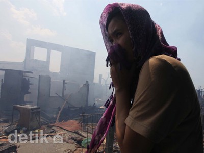 Kebakaran, Ratusan Rumah di Jaktim Jadi Abu