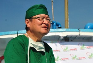 Dr Lie Dharmawan & Perjuangan Bangun RS Apung Swasta Pertama Indonesia