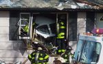 Pesawat Tabrak Rumah di Indiana