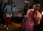 Intim Berdua Bersama Ada Band