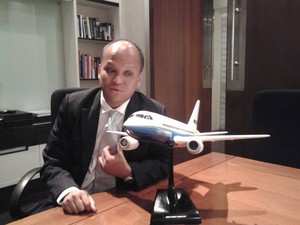 Teruskan Mimpi Sang Ayah, Ilham Habibie Bikin The Next N250