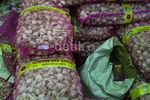 Bawang Putih Made In China di Kramat Jati