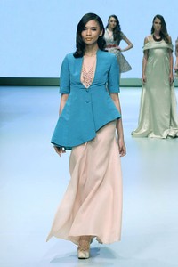 Jakarta, Indonesia - 16 Februari. Stella Rissa The Making of Colour Futures 2013. Indonesia Fashion Week 2013 at Jakarta Convention Center. 16 Februari 2013. Senayan. Jakarta. [Foto: Mohammad Abduh/Wolipop]