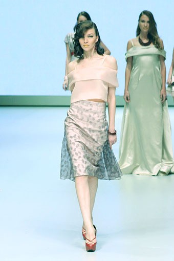 Jakarta, Indonesia - 16 Februari. Stella Rissa The Making of Colour Futures 2013. Indonesia Fashion Week 2013 at Jakarta Convention Center. 16 Februari 2013. Senayan. Jakarta. [Foto: Mohammad Abduh/Wolipop]