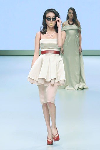 Jakarta, Indonesia - 16 Februari. Stella Rissa The Making of Colour Futures 2013. Indonesia Fashion Week 2013 at Jakarta Convention Center. 16 Februari 2013. Senayan. Jakarta. [Foto: Mohammad Abduh/Wolipop]