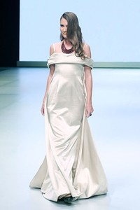 Jakarta, Indonesia - 16 Februari. Stella Rissa The Making of Colour Futures 2013. Indonesia Fashion Week 2013 at Jakarta Convention Center. 16 Februari 2013. Senayan. Jakarta. [Foto: Mohammad Abduh/Wolipop]