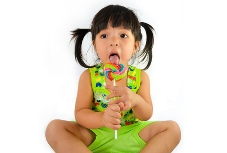 Ini Bahaya Konsumsi Makanan Manis Berlebihan bagi Perkembangan Anak