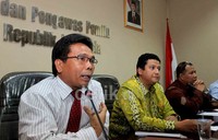 KPU menerima PBB sebagai peserta pemilu 2014 dengan nomor umur 14. Sementara PKPI yang lolos Pemilu versi Bawaslu ditolak KPU.