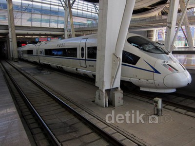 Menjajal Kereta Cepat Beijing-Tianjin