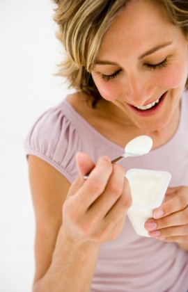 Ingin Kulit Kencang dan Mulus? Makanlah Yogurt Tiap Hari! Ingin Kulit Kencang dan Mulus? Makanlah Yogurt Tiap Hari!