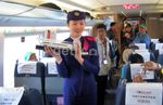 Pramugari Cantik di Kereta Api Cepat China