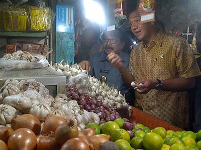 Mendag Sidak di Pasar Wonokromo