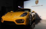 Porsche Cayman Teranyar Hadir di Indonesia