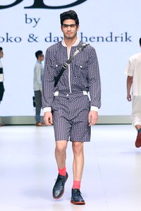 Jakarta, Indonesia - 16 Februari. 3D by Tri Handoko & Dave Hendrik. Indonesia Fashion Week 2013 at Jakarta Convention Center. 16 Februari 2013. Senayan. Jakarta. [Foto: Mohammad Abduh/Wolipop]