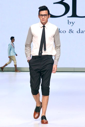 Jakarta, Indonesia - 16 Februari. 3D by Tri Handoko & Dave Hendrik. Indonesia Fashion Week 2013 at Jakarta Convention Center. 16 Februari 2013. Senayan. Jakarta. [Foto: Mohammad Abduh/Wolipop]