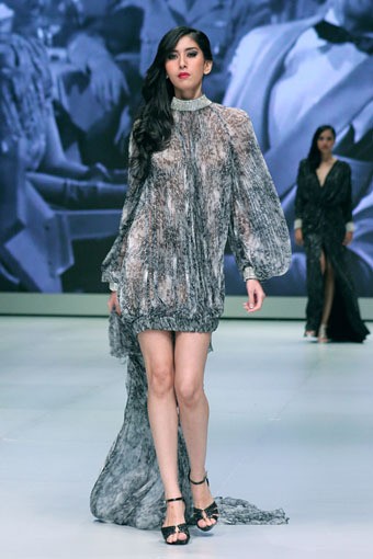 Jakarta, Indonesia - 16 Februari. Addy Van Den Krummenacker Celebration. Indonesia Fashion Week 2013 at Jakarta Convention Center. 16 Februari 2013. Senayan. Jakarta. [Foto: Mohammad Abduh/Wolipop]