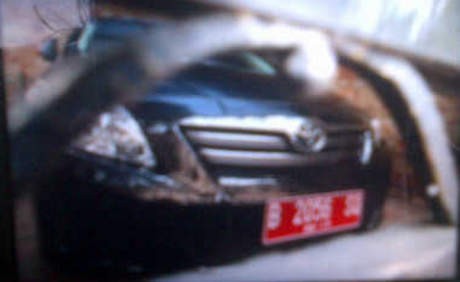  Ada Mobil Camry Pelat Merah di Rumah Kedua Rusli Zainal