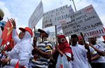 Warga Jatinegara Menolak Digusur