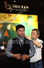 Gading Marten Fitting Baju Pengantin