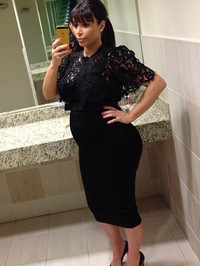 Perut Kim semakin hari semakin membesar. (Instagram)