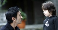 Ketika larut malam, di tengah perjalanan jalan Tol Cikampek Km 90-an, anak mereka ingin buang air kecil. (dok Arcadia Productions).