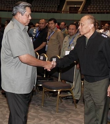 Siapa KSAD Pengganti Jenderal Pramono Edhie Wibowo?