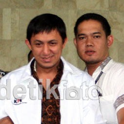 Hakim Tipikor Cecar Fahd Soal Jatah Fee Priyo di Proyek Alquran