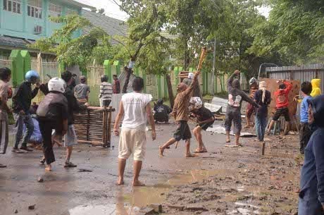  2 Kelompok Pemuda di Jakarta Utara Saling Lempar Batu 