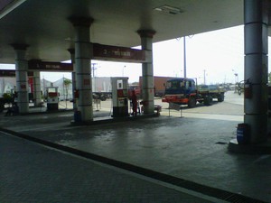 Solar Subsidi Langka, Sopir-sopir Truk Antre di Semarang Kewalahan
