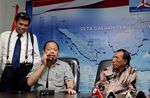Gaya Bhatoegana Kala Bicara Soal Wajahnya