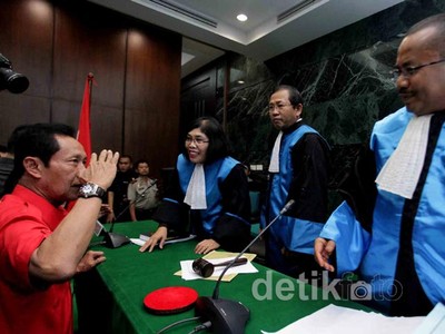 Pengadilan Loloskan PKPI ke Pemilu 2014